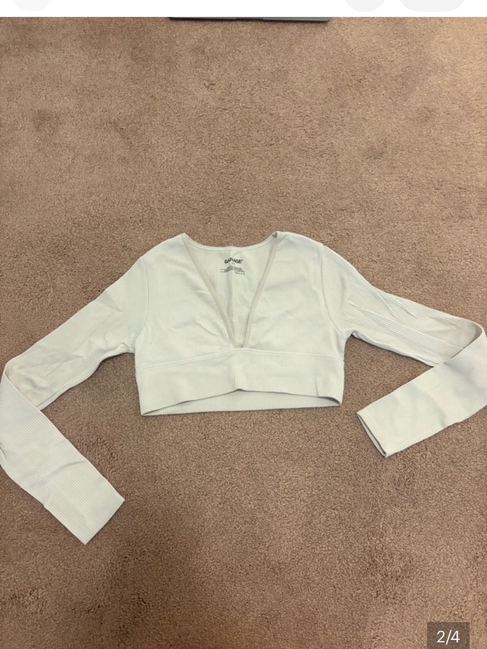 3 for $14 Garage Cream Ribbed Long Sleeve Cropped V-Neck Top size small